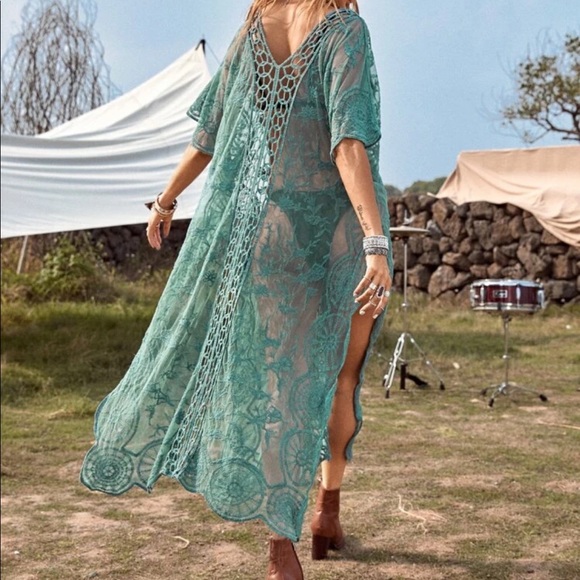 Sheer embroidered coverup with slits on each side - Picture 2 of 5